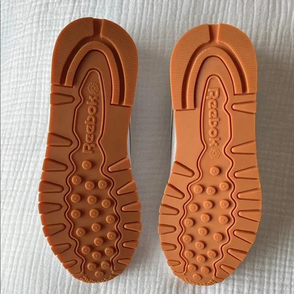 NWT/NIB • Reebok Women's Classic White Leather Sneakers • Women’s US 7.5 - Picture 7 of 14